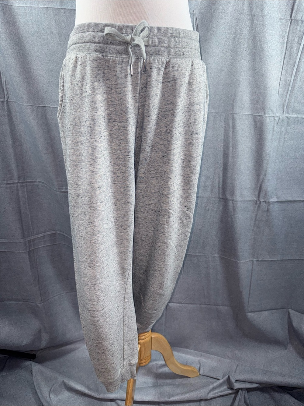 2566-Old Navy Heather Gray Women's Jogger Sweatpants with Drawstring